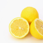 レモンの切り方と冷蔵庫で長持ちさせる保存方法。