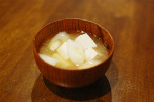 白葱と豆腐の味噌汁
