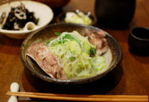 鰤と白ネギの昆布蒸し