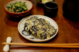 生ひじきの卵焼き