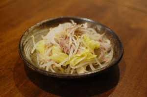 豚ともやしのフライパン蒸し