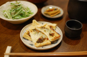 油揚げのふきみそチーズ焼き