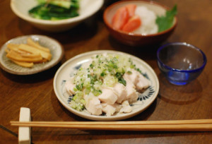 蒸し鶏ネギソース献立とレシピ