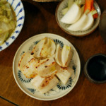 焼きれんこん、白菜のしょうが味噌煮込みで家飲み。