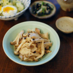 きのこの黒酢炒め、パセリポテトサラダ献立。