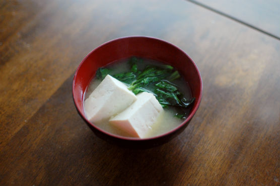 エンサイと豆腐の味噌汁